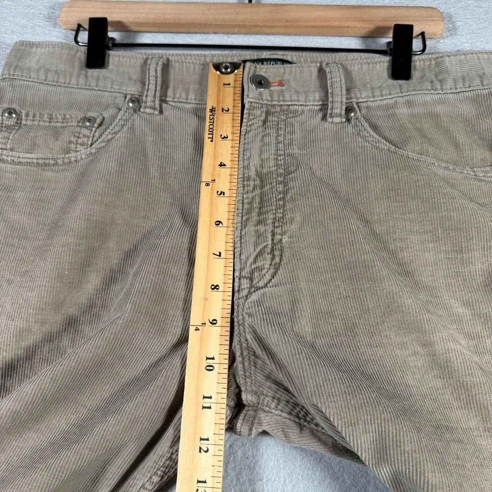 Banana Republic Mens Straight Fit Corduroy Pants Tower Taupe 407829-05 34x30